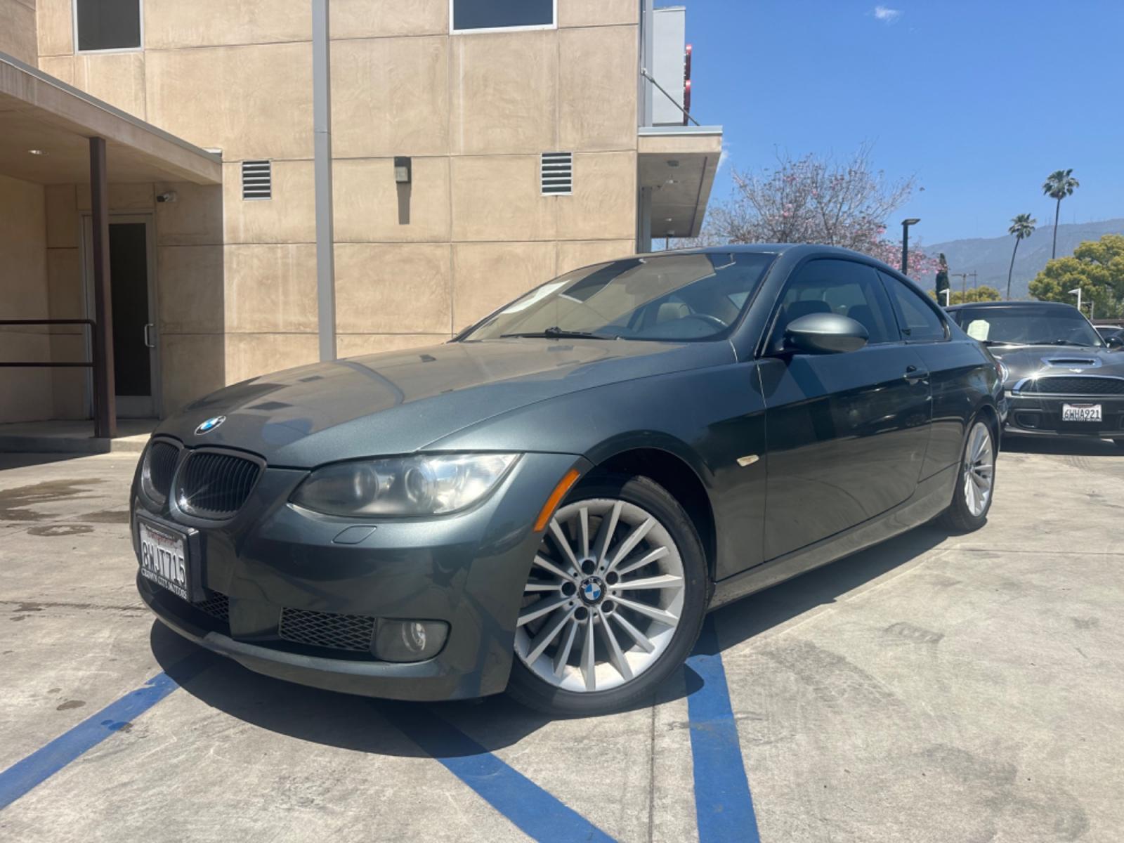2009 Gray /BEIGE BMW 3-Series 335i Coupe (WBAWB73589P) with an 3.0L L6 DOHC 24V engine, AUTOMATIC transmission, located at 30 S. Berkeley Avenue, Pasadena, CA, 91107, (626) 248-7567, 34.145447, -118.109398 - Looking for a stylish and powerful vehicle in Pasadena, CA? Explore our inventory to find the impressive 2009 BMW 3-Series 335i Coupe, available now at our dealership! As your trusted Buy Here Pay Here (BHPH) dealer serving Los Angeles County, we specialize in providing top-quality used cars and sea - Photo #1